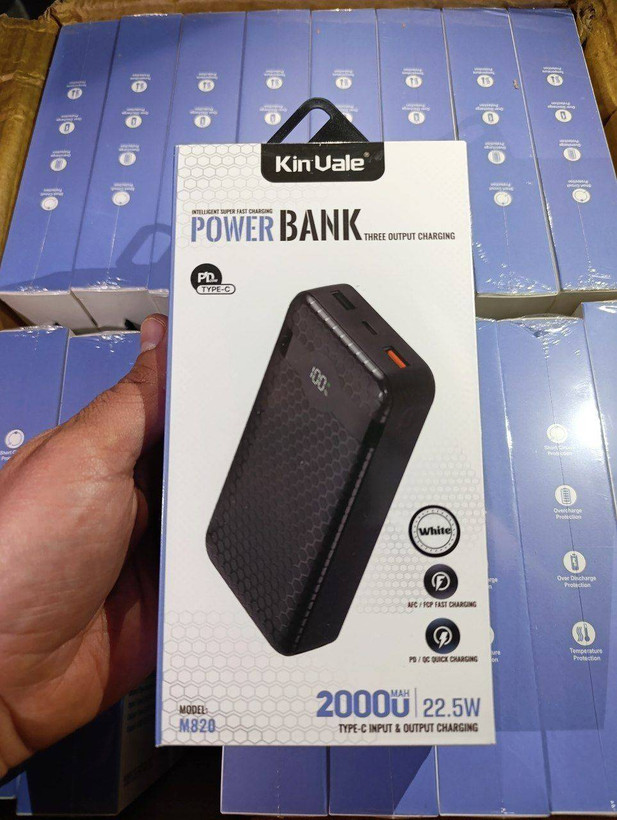 پاوربانک اورجینال برند KINVALE 20000mAh 22.5W مدل M820