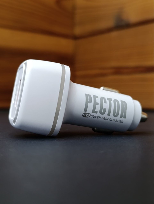 فندکی اورجینال پکتور PECTOR دو پورت / 55W / مدل P710 / سوپرفست شارژ